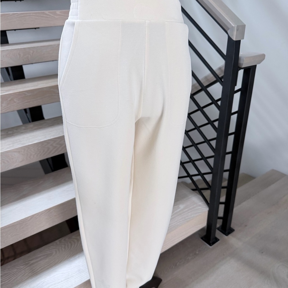 Slim High-Rise Cream Ponte Pants size XS/S - Picture 7 of 10
